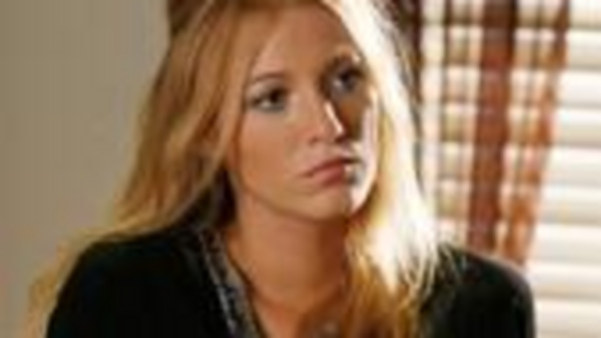 Blake Lively chce zagrać główną kobiecą bohaterkę w filmie "Gravity". Problem w tym, że rolę miała dostać Scarlett Johansson.