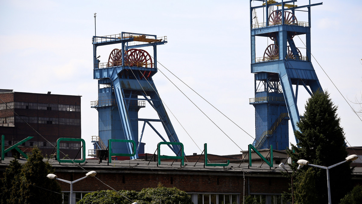 Wkrótce powinny być znane pierwsze wnioski z prac komisji Wyższego Urzędu Górniczego (WUG), badającej okoliczności ubiegłorocznego wypadku w kopalni Mysłowice-Wesoła, w wyniku którego śmierć poniosło pięciu górników, a 25 zostało rannych.