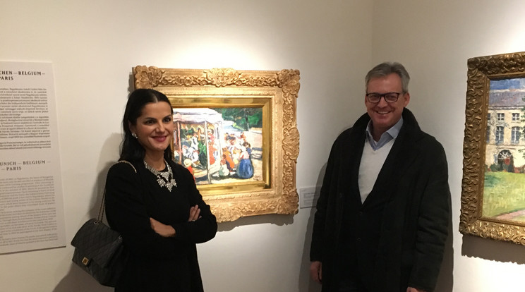Eleni Korani (balra) szerint tavaszig biztosan Magyarországon tartják az értékes festményt