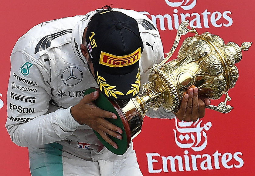 Lewis Hamilton wygrał GP Wielkiej Brytanii! Za nim Rosberg