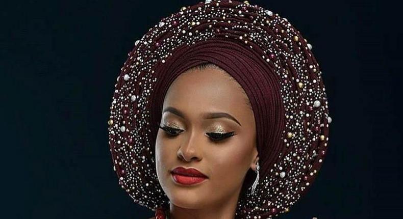 The gele completes the traditional look [nigeriandailyadvent]