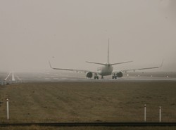 Mgła paraliżuje lotniska. Odwołane loty