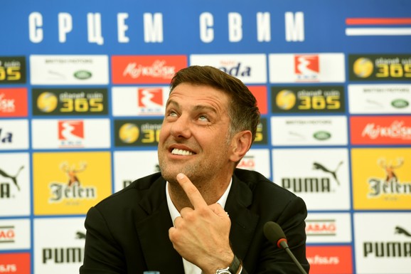 Ostaje selektor? Mladen Krstajić
