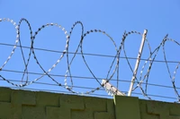 "Wstyd przynosisz rodzinie, wszyscy się z ciebie śmieją". Odwróciła się od niej córka, straciła znajomych. Przez uchodźców