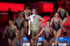 Robbie Williams przerwał koncert. 'To przewlekły covid, a nie wiek'