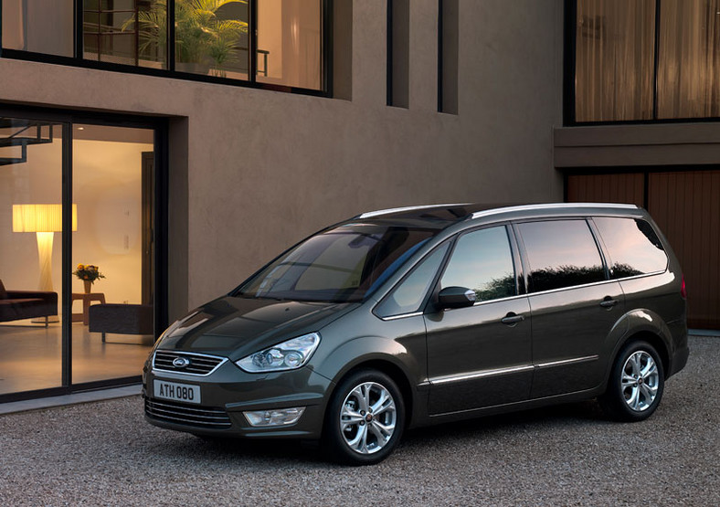 Ford S-Max i Galaxy 2010: facelifting, diody i EcoBoost