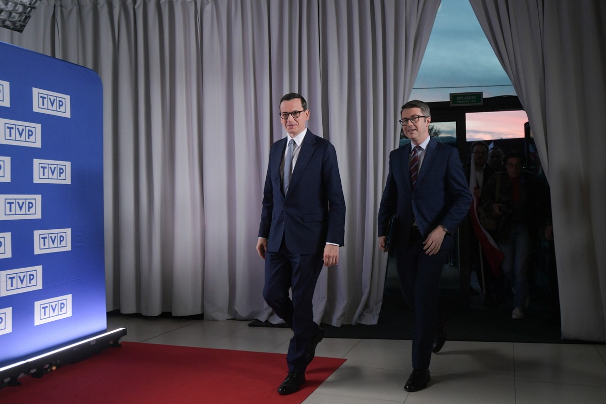 Mateusz Morawiecki, Piotr Mueller