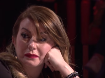 "NAROD SLUŠA MENE, NE ŽIRI!" SKANDAL U "ZVEZDAMA GRANDA": Takmičarka SE OBRUŠILA NA Viki pred svima u studiju, umešala se i Zorica 