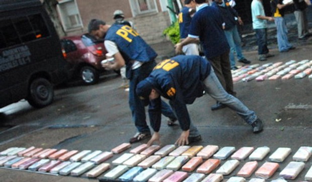 7439_1010drogaargentinafotot
