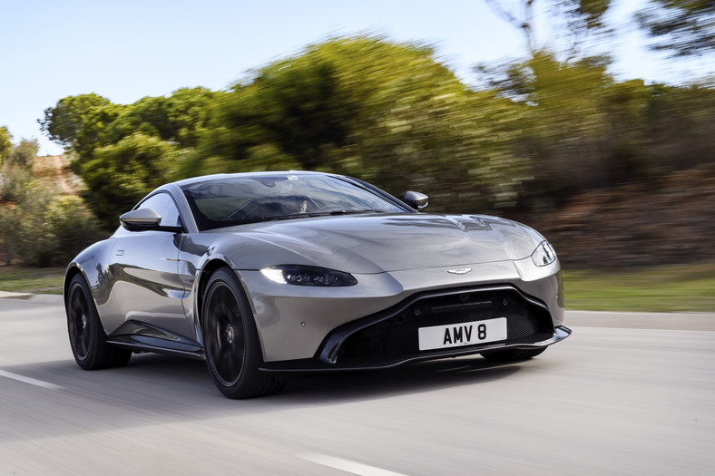 Aston Martin V8 Vantage 2019 r.