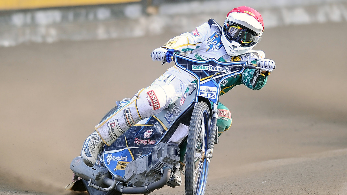 Sobotni żużlowy turniej KRONO FIM WSL 2014 zapowiada się interesująco ze względu pojedynki zawodników doskonale znanych z ekstraligowych torów i cyklu Grand Prix. Kibice zobaczą też tych, którzy zimą będą chcieli zmienić pracodawców. Początek zawodów z udziałem ubiegłorocznych mistrzów: Poole (Wielka Brytania), Piraterny Motala (Szwecja), Esbjergu (Dania) i SPAR Falubazu Zielona Góra o godzinie 18.00.