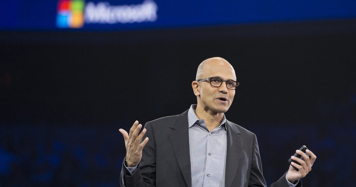 AIは、Microsoftの従業員のタスクを引き継ぎます。会社の当局は革命を称賛しています