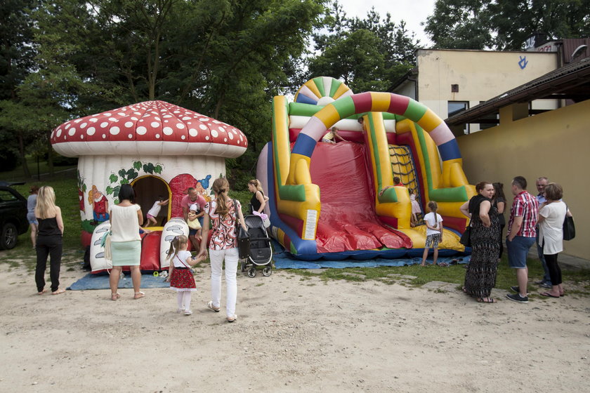 Żory. Mieszkańcy Rogoźnej zorganizowali piknik i zbiórkę pieniędzy dla trojaczków