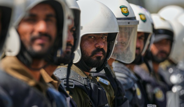 Policija i vojska Pakistana na ulicama Islamabada, čekaju početak pregovora SAD i Irana