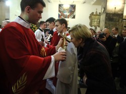 Uroda nie pomogła. Postarzająca stylizacja Agaty Dudy