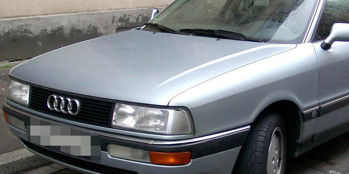 Audi 90.