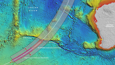 Malaysia Airlines komentuje odnalezienie fragmentu skrzydła na wyspie Reunion