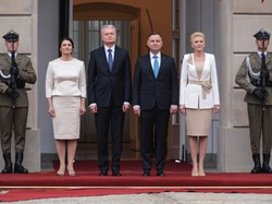 Ideał! Agata Kornhauser-Duda totalnie przyćmiła prezencją pierwszą damę Litwy. FOTO