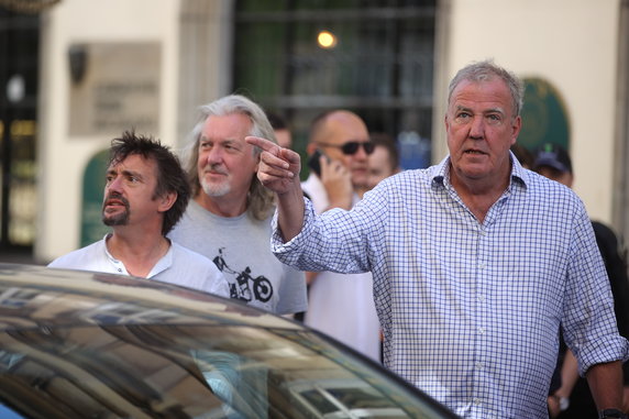 Dziennikarze motoryzacyjni, twórcy programu "Grand Tour", Jeremy Clarkson, Richard Hammond oraz James May podczas wizyty w Krakowie