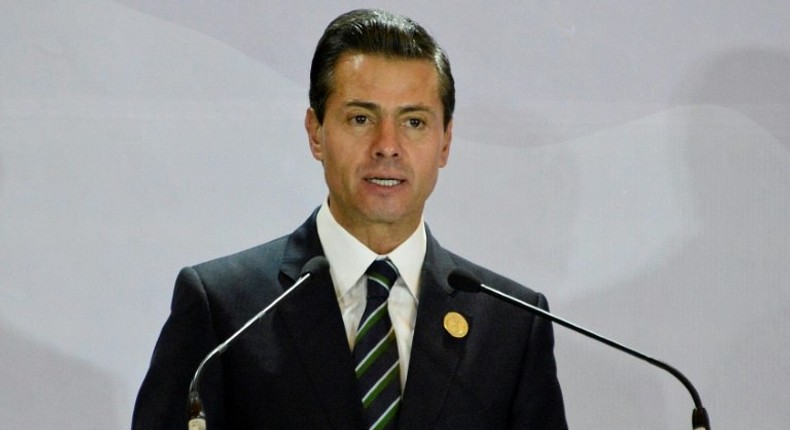 Mexican President Enrique Pena Nieto told a summit in San Jose he would keep the countries represented informed of aspects of its talks with the US that would affect them