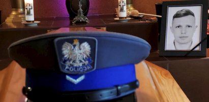 Młody policjant zginął w potwornym wypadku. Radiowóz stanął w płomieniach. Nowe fakty