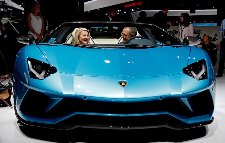 Lamborghini Aventador SV Roadster