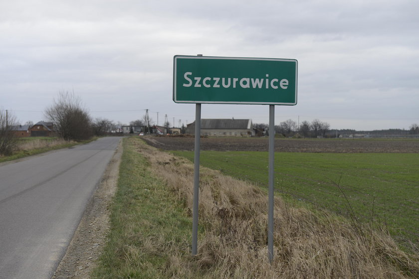 Rodzinna wieś wstydzi się za komendanta