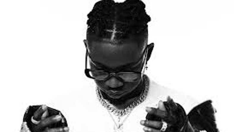Omah Lay's 'Godly' stays at No. 1 for a second week, as Davido's 'Jowo' jumps into the top 3 [ARTICLE] - Vimarsana News