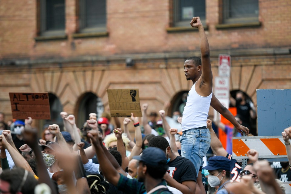 Protesty w Minneapolis po śmierci George'a Floyda