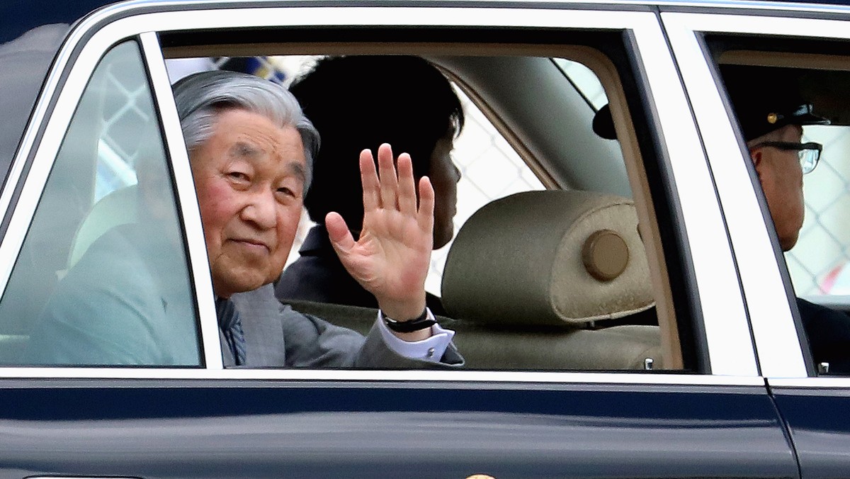 Cesarz Japonii Akihito odwołał swój udział we wszystkich spotkaniach zaplanowanych na dziś. 84-letni monarcha dziś rano poczuł mdłości i zawroty głowy, wobec zalecono mu odpoczynek.