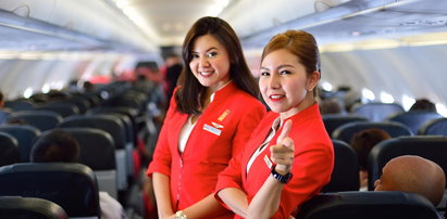 Zbyt seksowne stroje stewardess? Parlament chce to zmienić