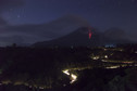 Niebezpieczna "góra ognia" w Indonezji 