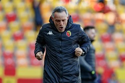 Piotr Nowak: Jagiellonia nie może sobie pozwolić na igranie z ogniem