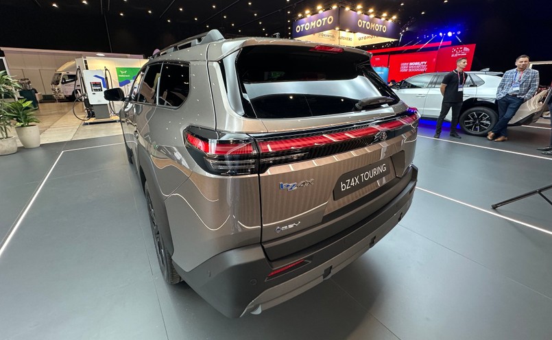 Nowa Toyota bZ4X Touring