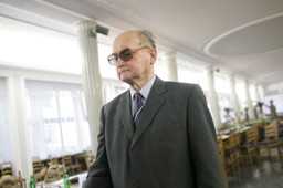 Ksiądz o gen. Jaruzelskim: wyspowiadał się i żałował za grzechy