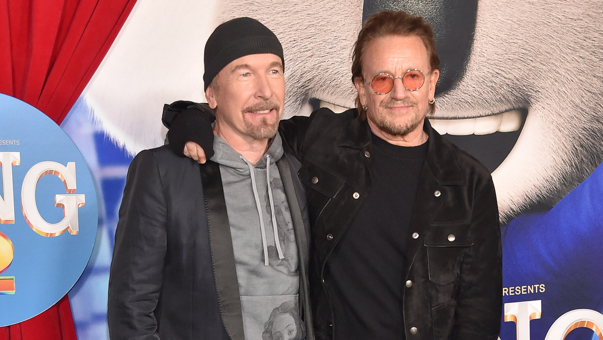 Bono i Edge z zespołu U2 pojawili się niespodziewanie — wraz z żonami — na wczorajszym otwarciu Bośniackiego Festiwalu Filmowego w Sarajewie.
