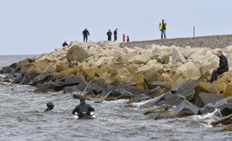 W morzu znaleziono ciało chłopca. To prawdopodobnie ostatni z trójki rodzeństwa, która utonęła w Darłówku
