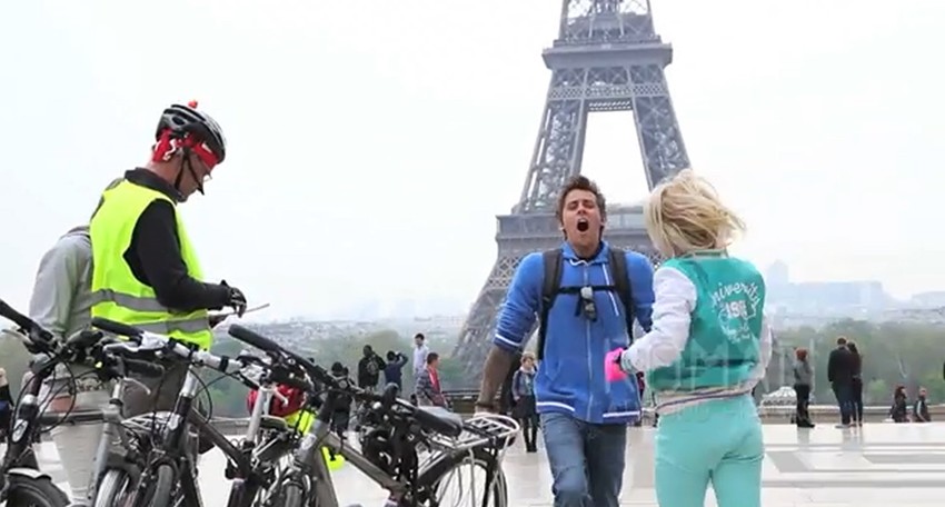 Roman prolazi pored bicikliste i pokreće lančanu reakciju...