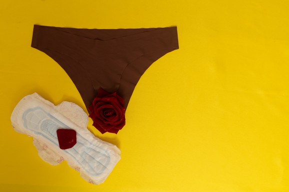 Braon sekret posle menstruacije: Kada je normalan, a kada traži pažnju
