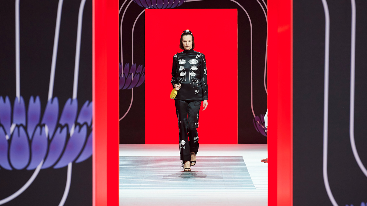 Miuccia Prada felvirágoztatta az olasz divatipart, de nem csak ebben rejlik a zsenialitása