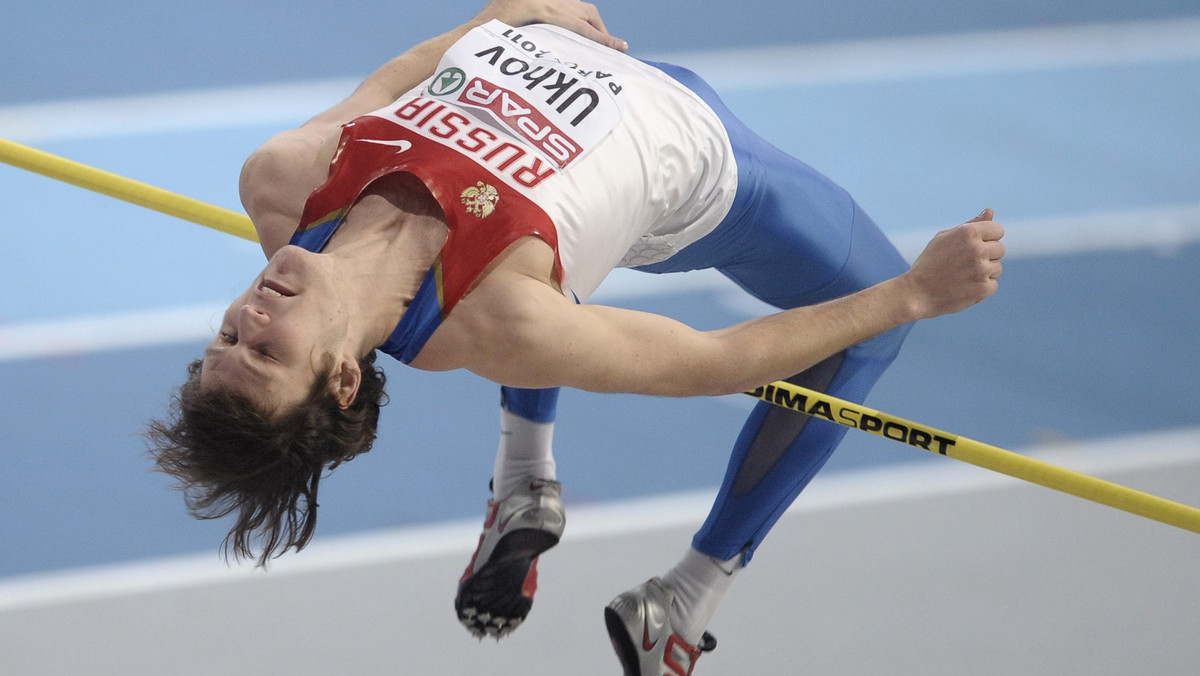 Nie było niespodzianki w konkursie skoku wzwyż podczas odbywających się w Paryżu lekkoatletycznych halowych mistrzostw Europy. Złoty medal wywalczył triumfator niedawno rozegranego w Bydgoszczy mityngu Pedro's Cup, Rosjanin Iwan Uchow.