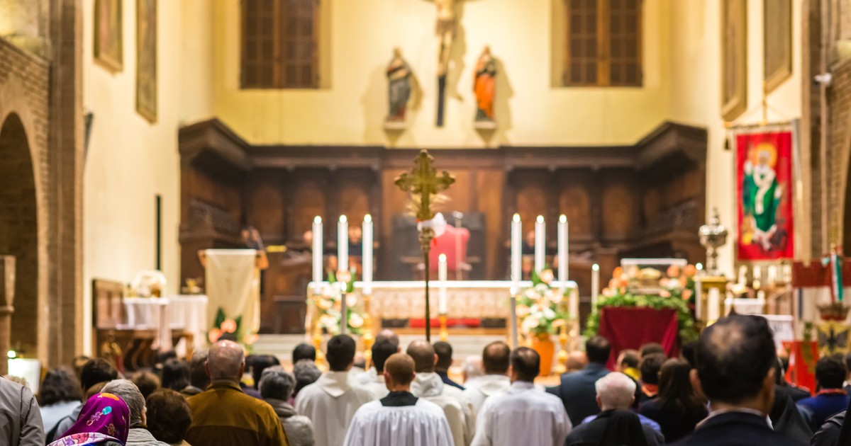 Dramatyczny spadek znaczenia religii. Tylko jeden kraj jest wyjątkiem. Nie jest to Polska