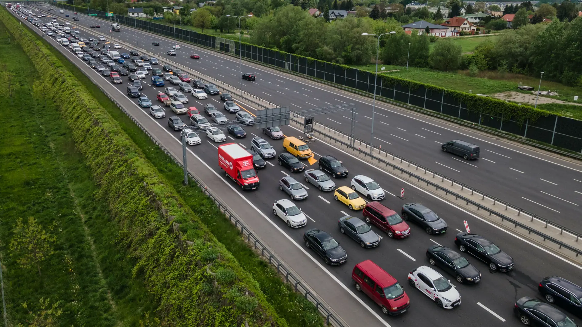 Polska to kraj autoholików. Uzależniamy się już "za dzieciaka"