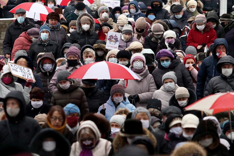 Pokojowa demonstracja w Mińsku. 2020 r.