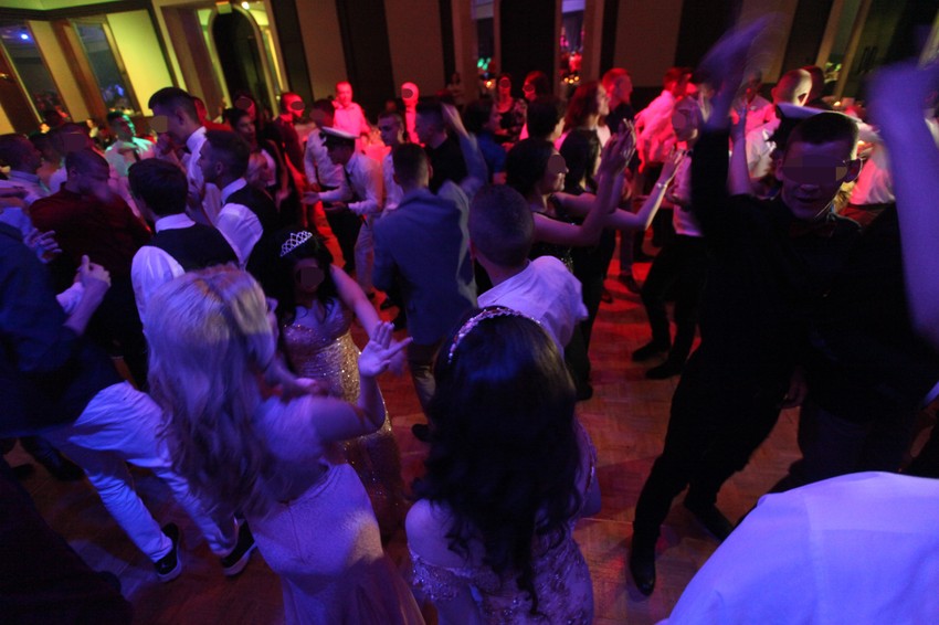 Ilustracija - matursko veče