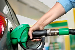 Ceny paliw. Analitycy prognozują, jak wpłynie na nie wzrost notowań ropy