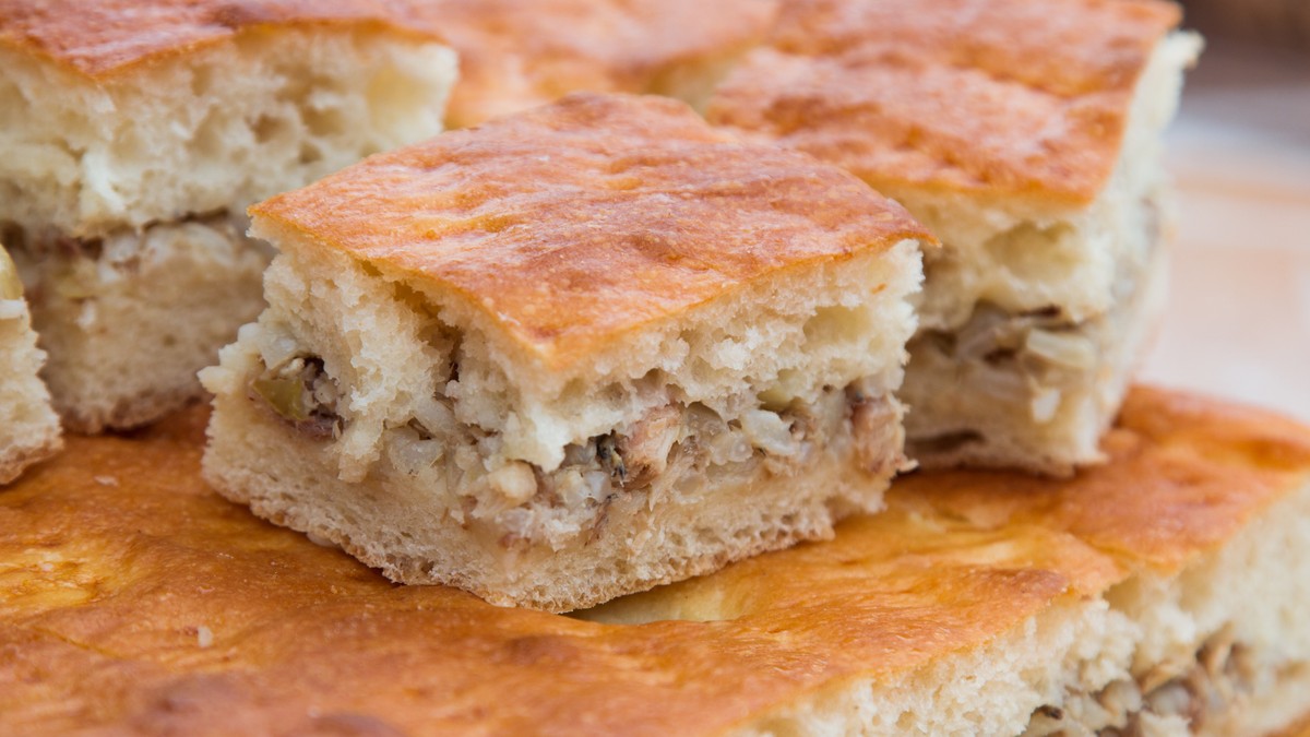 Recept za pitu sa mesom bez kora: Mogu da je prave i početnici, sprema se za tili čas