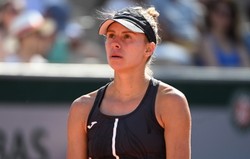 Linette wycofana z debla. Zmaga się z urazem