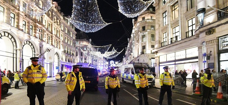 Incydent w Londynie. Ludzie uciekali ze stacji metra Oxford Circus do pobliskich sklepów i pubów