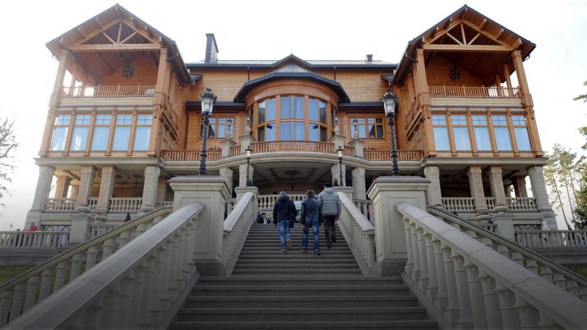Meżyhiria, "Ludowe Muzeum Korupcji" w Ukrainie. Wizyta w pałacu Wiktora Janukowycza